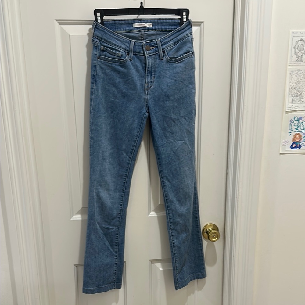 Classic Blue Women's Jeans Levi Strauss size 27